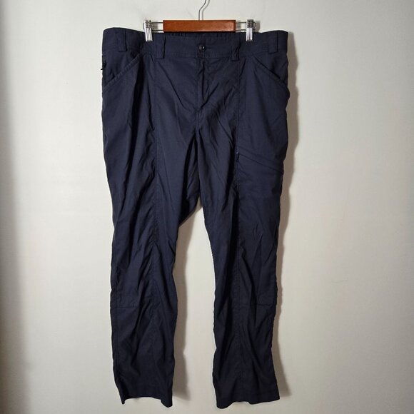Duluth Trading Co Women's Size 18x29 Dry on the Fly Slim Leg Pants Navy Roll Hem - Picture 1 of 13